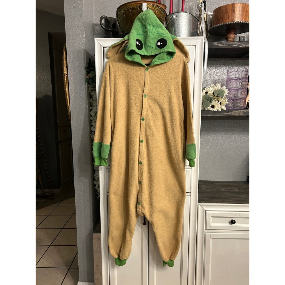Star Wars Baby Yoda Grogu Fleece Hooded Pajama One Piece youth small